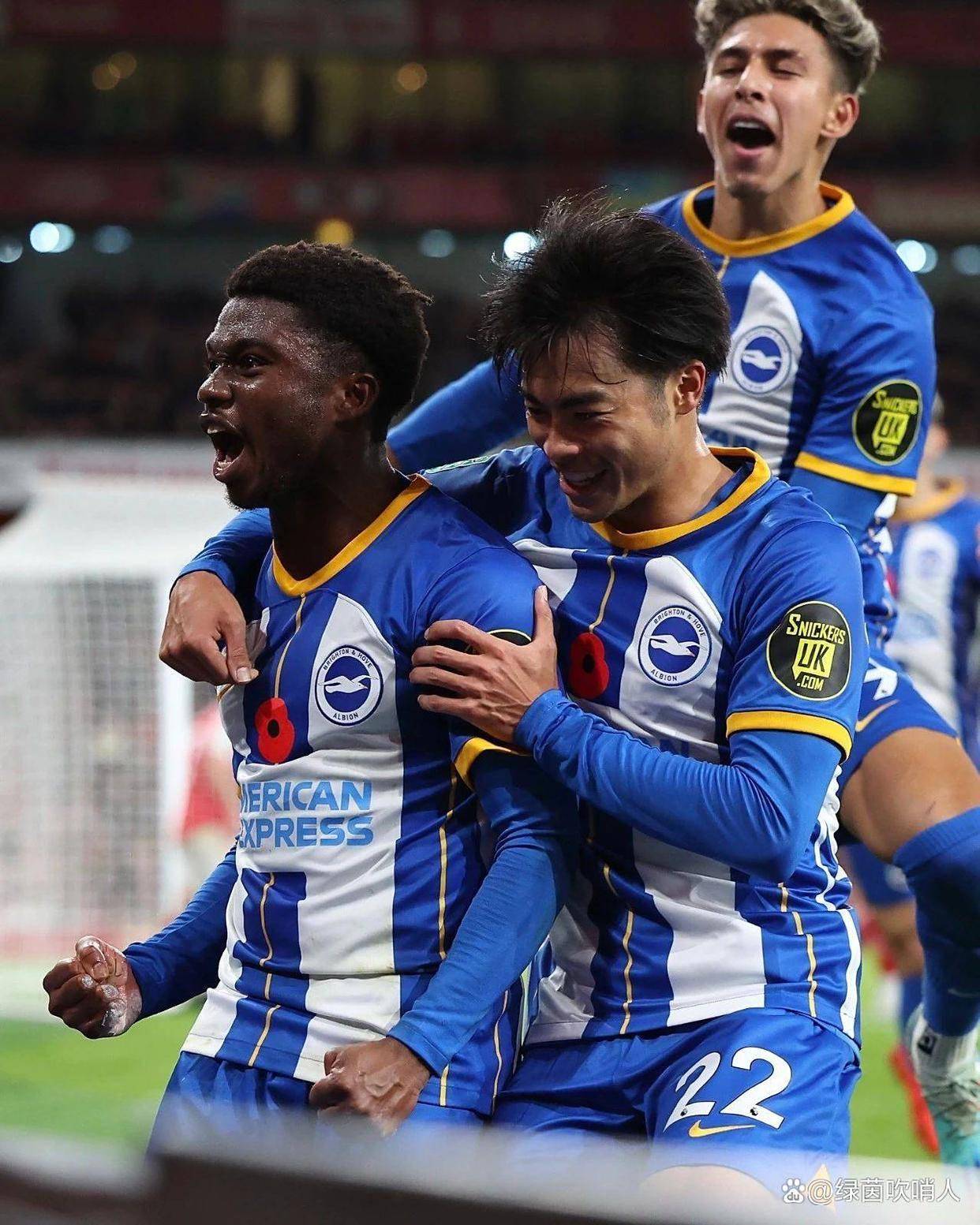 开云官方网站-关于英超今夜再迎强敌；塞维利亚防线松动；主帅态度：赛场秩序良好；年轻球员得到机会的信息