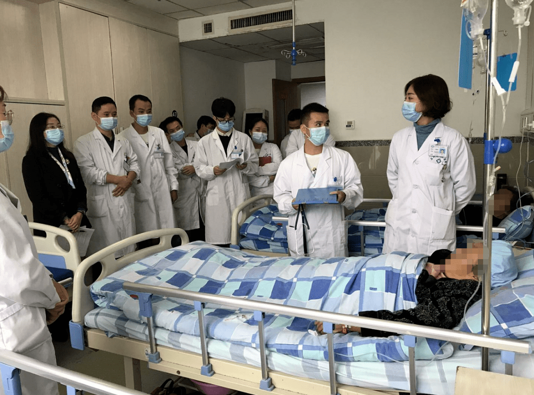 欧超杯赛程吃紧,山东男篮清晨调整名单,更衣室稳定,医务组通报恢复(欧会杯赛程图) 欧超杯赛程吃紧,山东男篮清晨调整名单,更衣室稳定,医务组通报恢复(欧会杯赛程图)