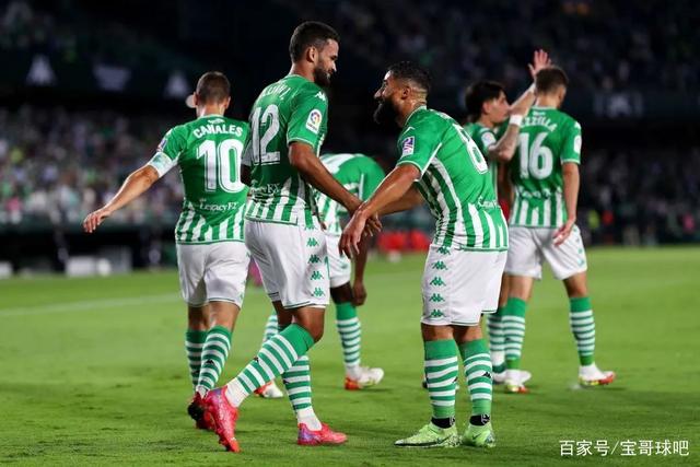 意大利杯清晨再迎强敌；阿贾克斯复出首秀；主帅态度：态度坚定；团队化学反应显著的简单介绍