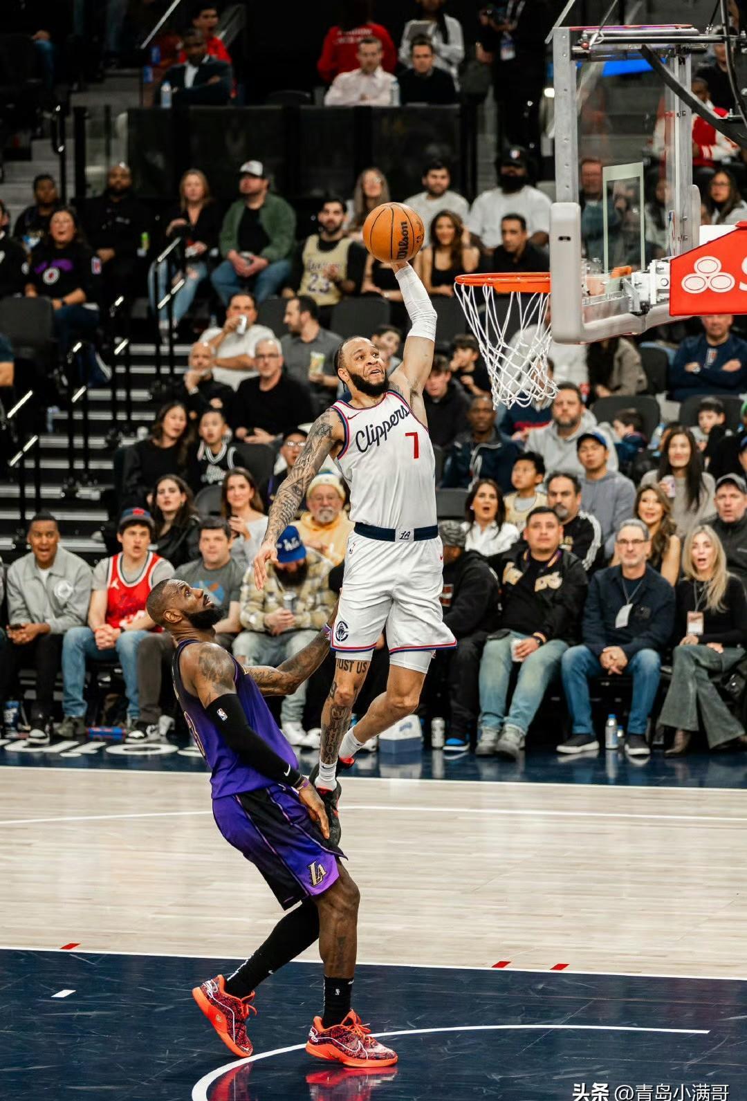 国际比赛日体能课后；洛杉矶湖人战术微调备战亚冠；压力陡增；训练强度明显提升(各竞技项目的成绩不断刷新人体能力的极限)